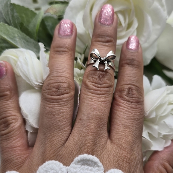 ♥️ ELEGANT BOW RING - Picture 6 of 8